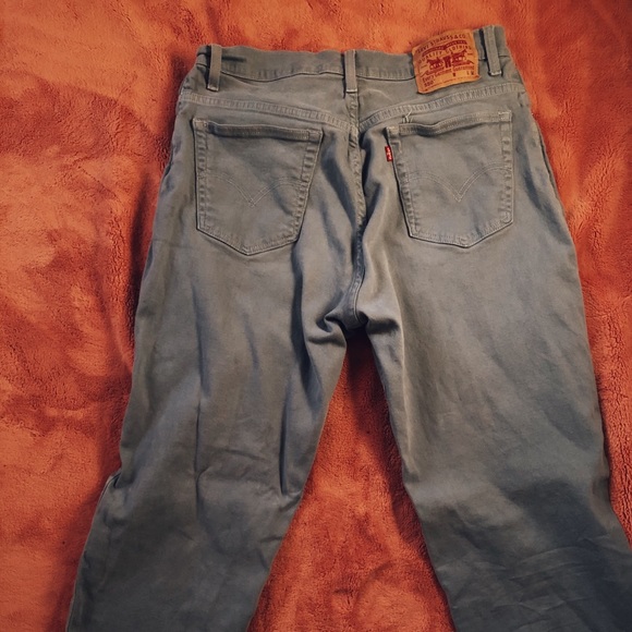 thrifted, straight pant Levi’s, size 8 - Picture 2 of 3